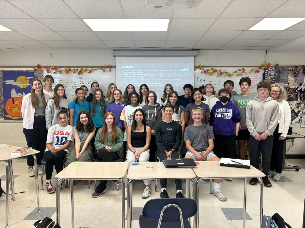 South student teacher Mae Wolcott (far left) leaves for Mexico